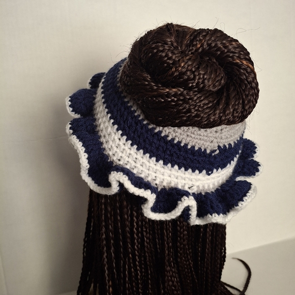 Open Top Ruffle Bucket Hat - Picture 6 of 8